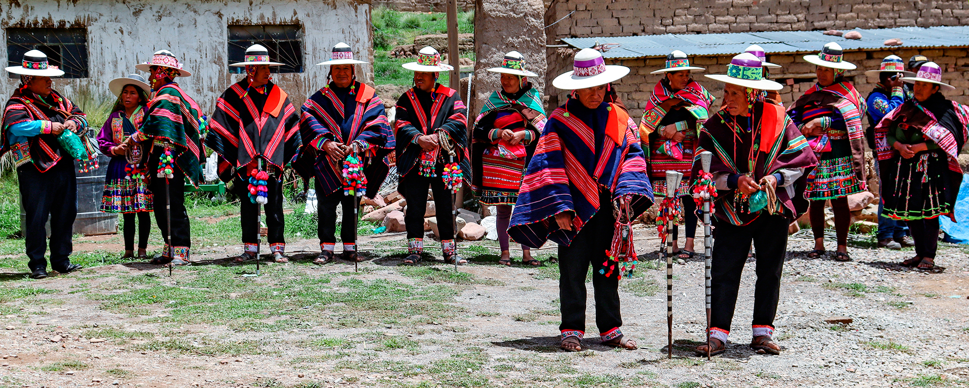 AUTORIDADES ANCESTRALES Y ORIGINARIAS DE CHALLA, Foto: CENDA